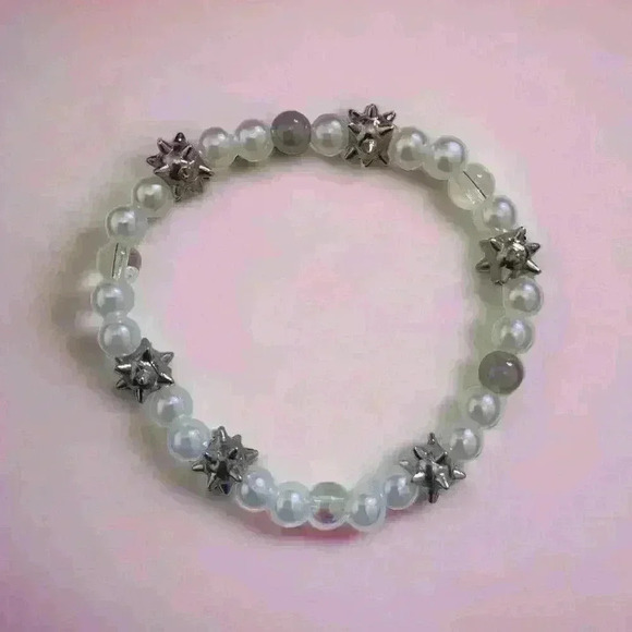 Pearl Handmade Stretch Bracelet. New Without Tags. Unisex - Picture 1 of 1
